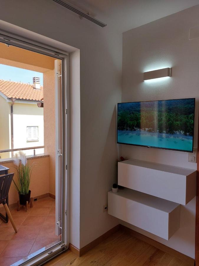 Apartment Rose Malinska Exterior foto